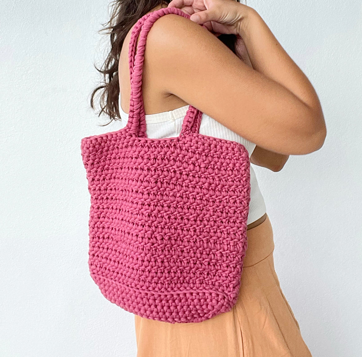 Ariadna Crochet Tote